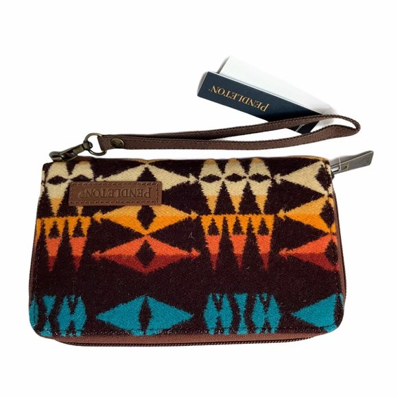 New PENDLETON Wool Clutch Wristlet Smartphone Wallet, Continental Zip Around